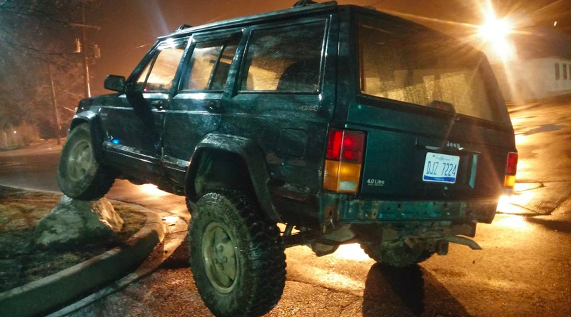 Jeep XJ “Mall Crawlin’”